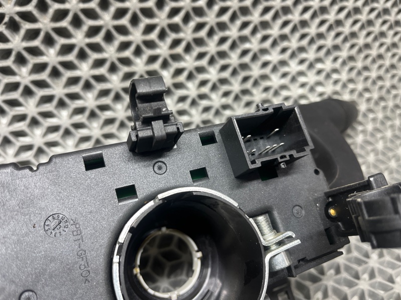 Подрулевой переключатель поворотников передний boxer 2008 250 2.2 HDI.