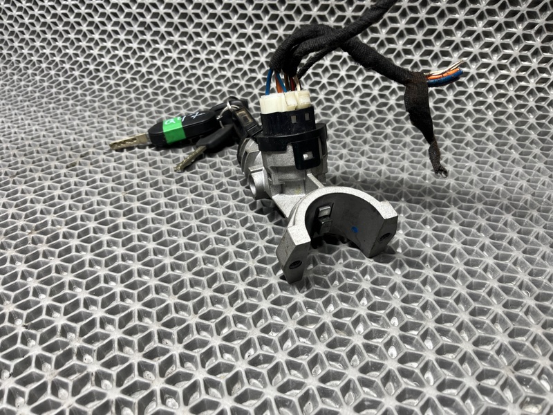 Замок зажигания передний boxer 2008 250 2.2 HDI.