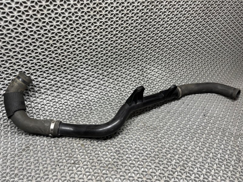 Патрубок системы охлаждения передний boxer 2006-2023 250 2.2 HDI.