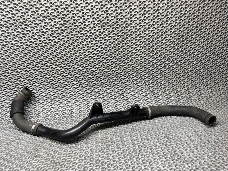 Патрубок системы охлаждения передний PEUGEOT BOXER CITROEN FIAT ДУКАТО boxer 250 2.2 HDI.