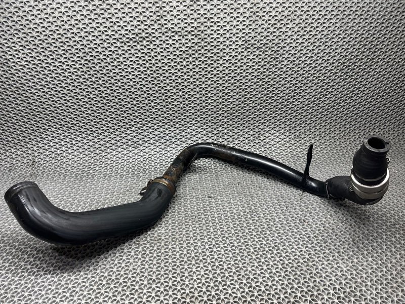 Патрубок интеркулера нижний передний jumper 2008 250 2.2 HDI.