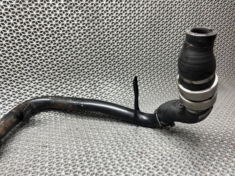 Патрубок интеркулера нижний передний jumper 2008 250 2.2 HDI.