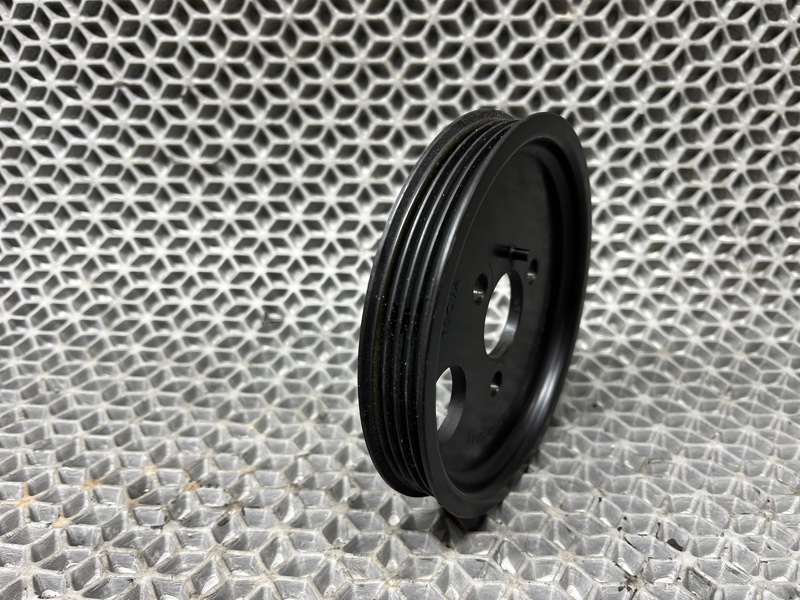 Шкив насоса ГУР передний boxer 2006-2023 250 2.2 HDI. Шкив насоса ГУР передний boxer 2006-2023 250 2.2 HDI.