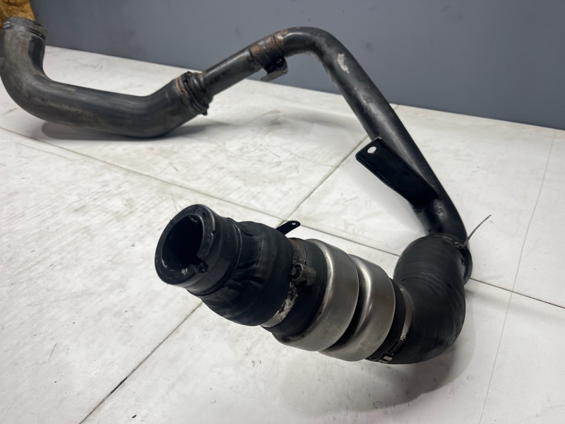 Патрубок интеркулера нижний передний jumper 2008 250 2.2 HDI.