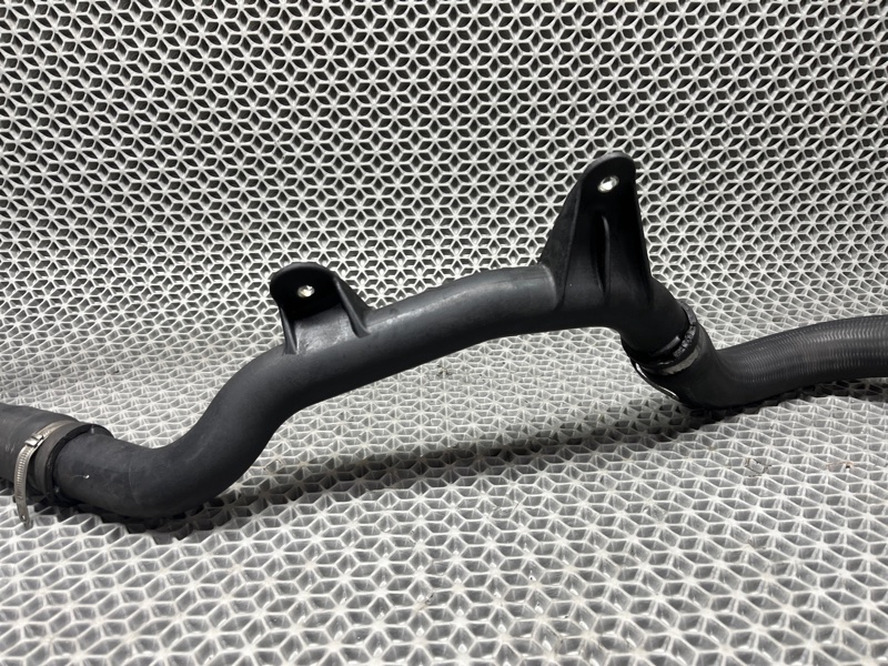 Патрубок системы охлаждения передний PEUGEOT BOXER CITROEN FIAT ДУКАТО boxer 250 2.2 HDI.