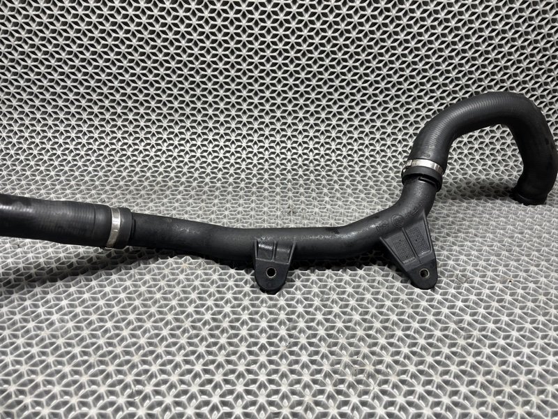 Патрубок системы охлаждения передний boxer 2006-2023 250 2.2 HDI.