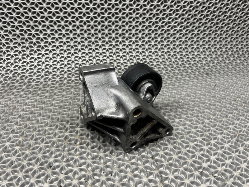 Ролик натяжной навесного оборудования FIAT DUCATO 2013 250 EVRO5 контрактная