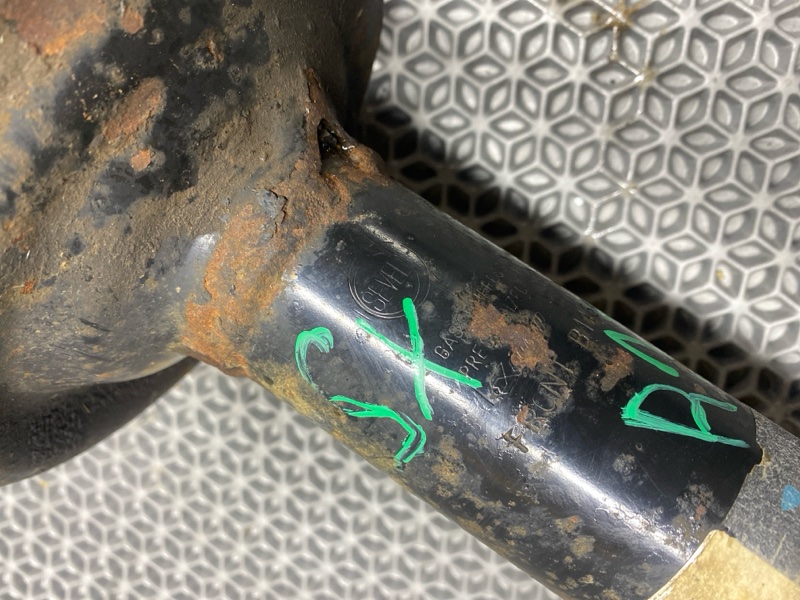 Стойка подвески передняя левая boxer 2013 250 EVRO5 2.2 HDI.