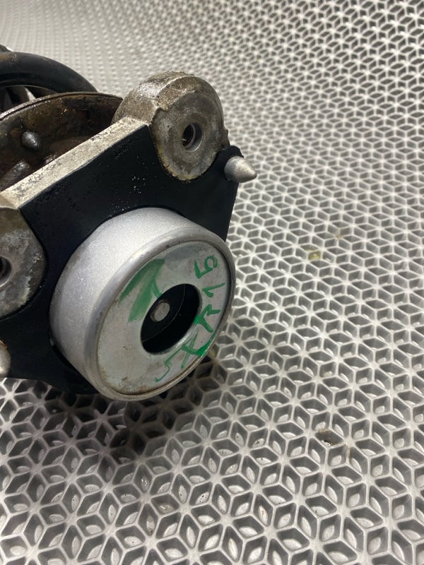 Стойка подвески передняя левая boxer 2013 250 EVRO5 2.2 HDI.