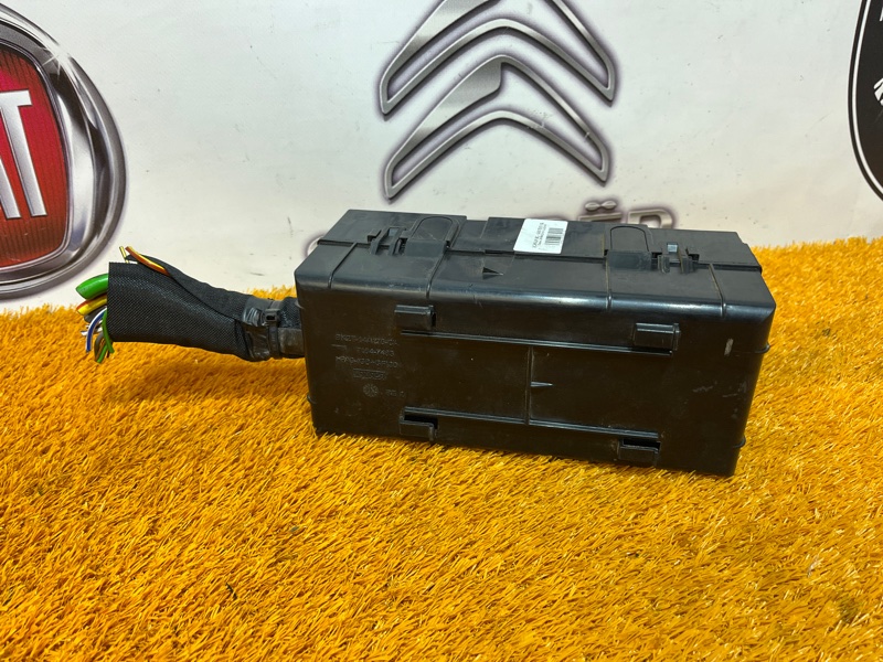 Блок предохранителей Tranzit 2015 8 2.2 TDCI Блок предохранителей Tranzit 2015 8 2.2 TDCI