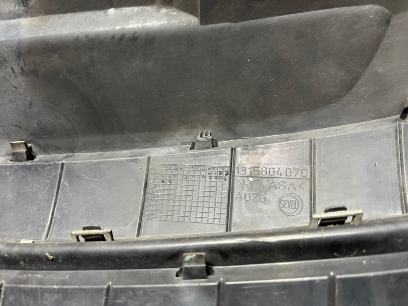 Решетка радиатора передняя jumper ЕВРО 5 2016 290 EURO 5 2.2 HDi 4HV (P22DTE)