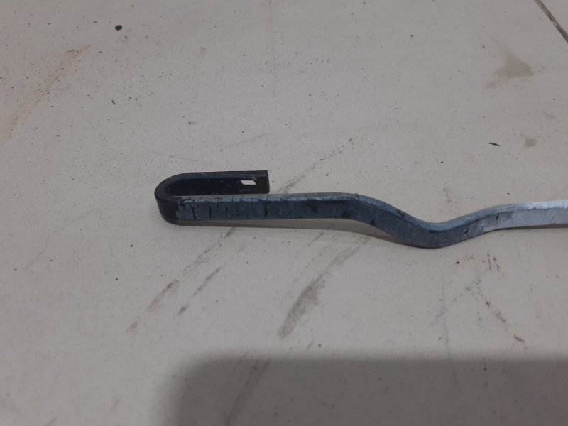 Поводок стеклоочистителя передний левый Peugeot Partner Tepee