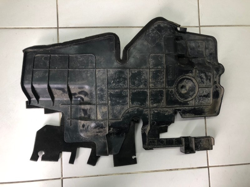 Дефлектор правый DF6