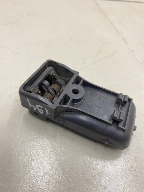 Ручка двери внутренняя левая Sentra 1997 B14 GA16DE Ручка двери внутренняя левая Sentra 1997 B14 GA16DE