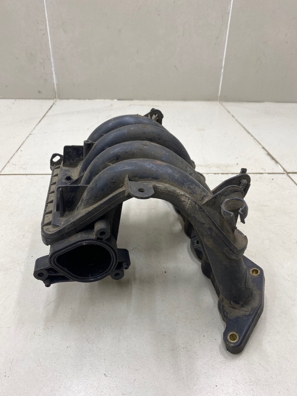 Коллектор впускной 206