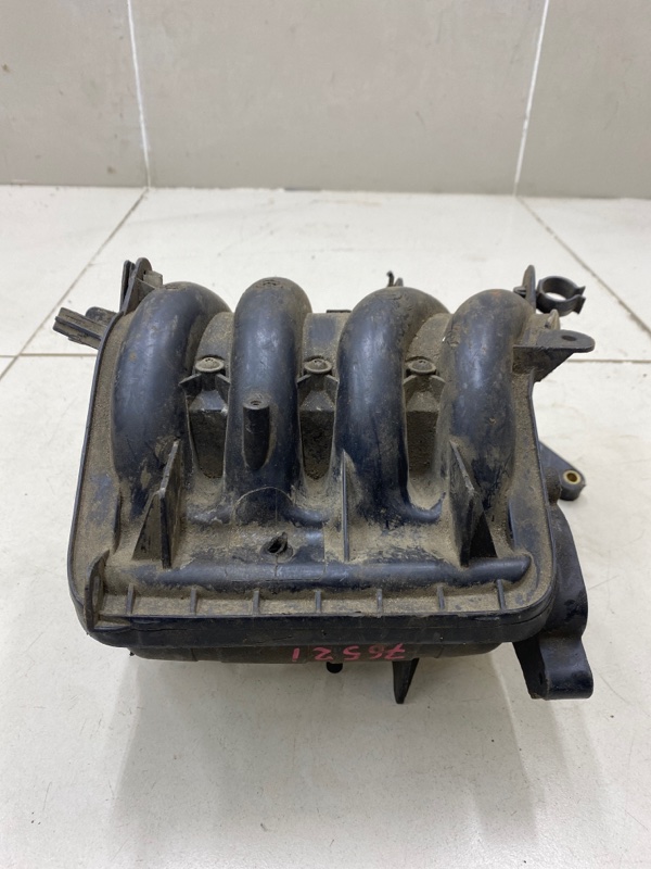 Коллектор впускной Peugeot 206