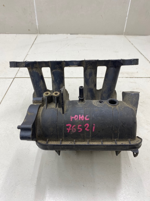 Коллектор впускной 206