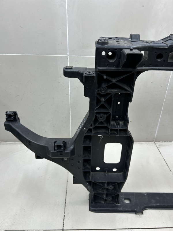 Панель передняя (Телевизор) GV80