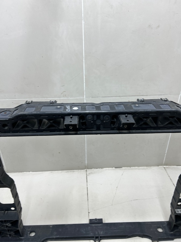 Панель передняя (Телевизор) GV80