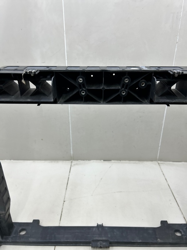 Панель передняя (Телевизор) GV80