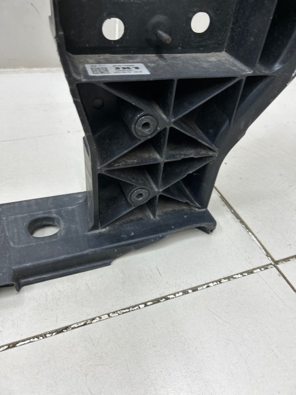 Панель передняя (Телевизор) GV80