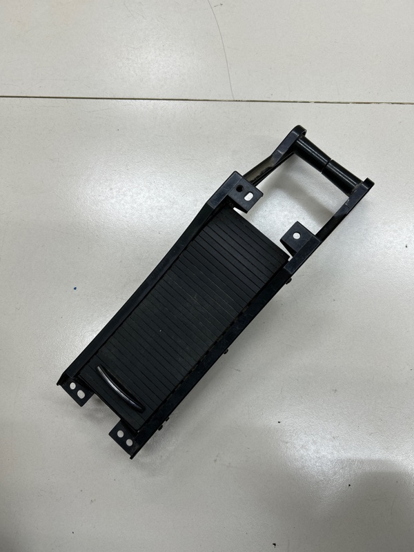 Бардачок центральной консоли Great Wall Hover H3 2011 4G63S4M 5305210K80 Б/У