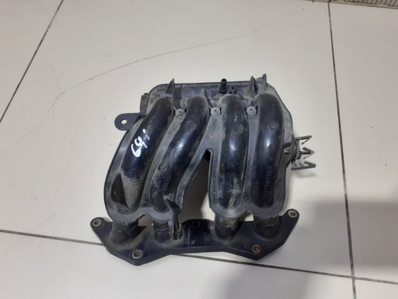 Коллектор впускной 206 Хэтчбэк 1.1