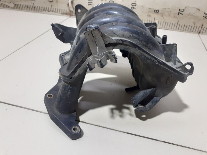 Коллектор впускной 206 Хэтчбэк 1.1