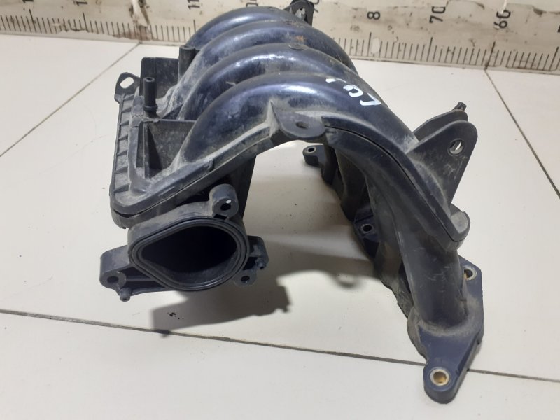 Коллектор впускной 206 Хэтчбэк 1.1