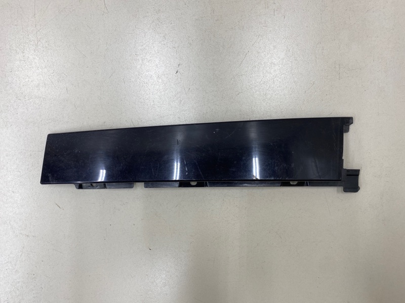 Накладка двери задняя правая Ford Focus 3 BM51A254A40 Б/У