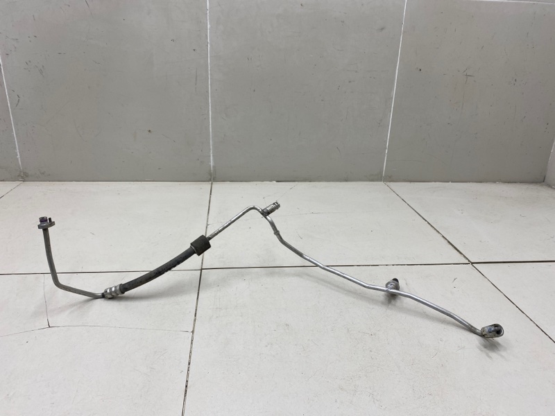 Трубка кондиционера Octavia A7 Трубка кондиционера Octavia A7