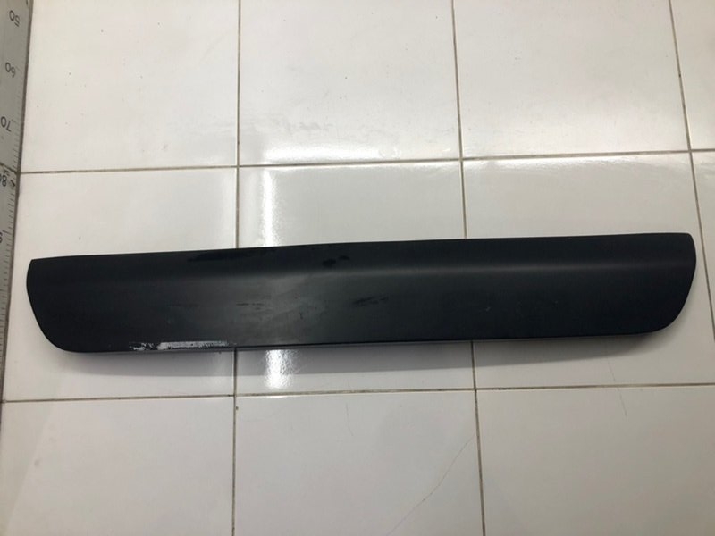 Запчасть накладка двери багажника SsangYong Rexton 2 2008 D27DT 7967008000 Б/У Накладка двери багажника SsangYong Rexton 2 2008 D27DT 7967008000 Б/У