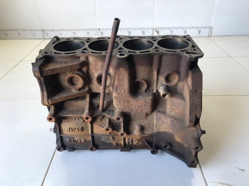 Блок цилиндров Nissan Almera 1 N15 GA16DE Б/У