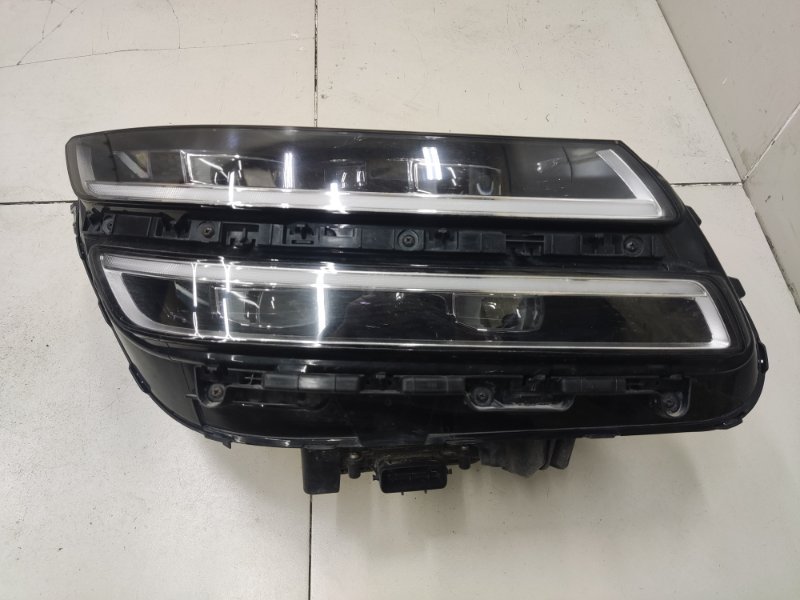Запчасть фара правая Genesis GV80 92102T6000 Б/У Фара правая Genesis GV80 92102T6000 Б/У
