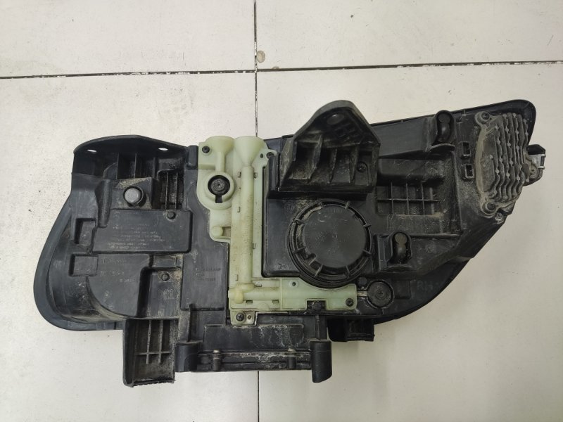 Фара правая GV80 Фара правая GV80