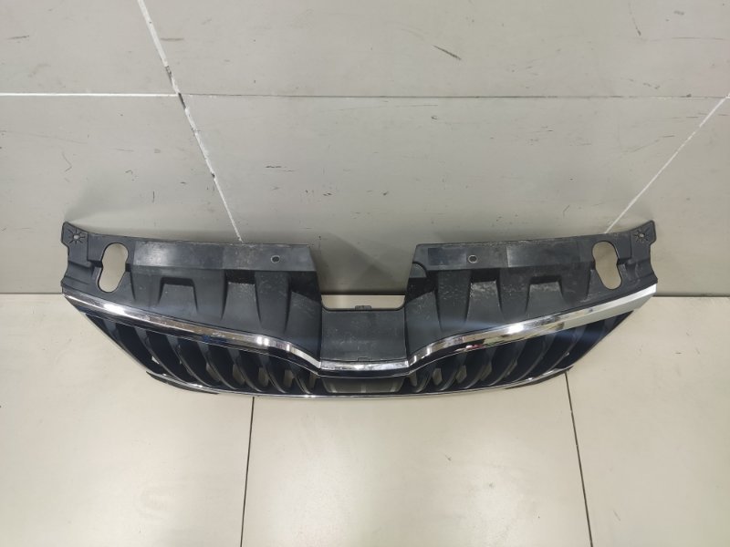 Решетка радиатора Octavia A7 2018 CWVA