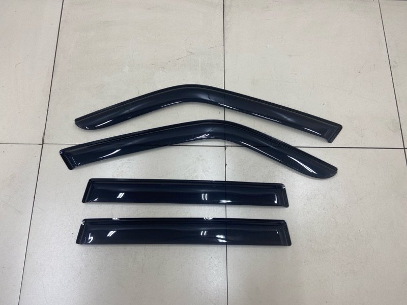 Дефлекторы окон (Комплект) Chevrolet Niva Б/У