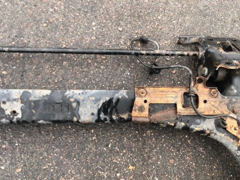 Балка задняя A4 B5 1996 седан AEB