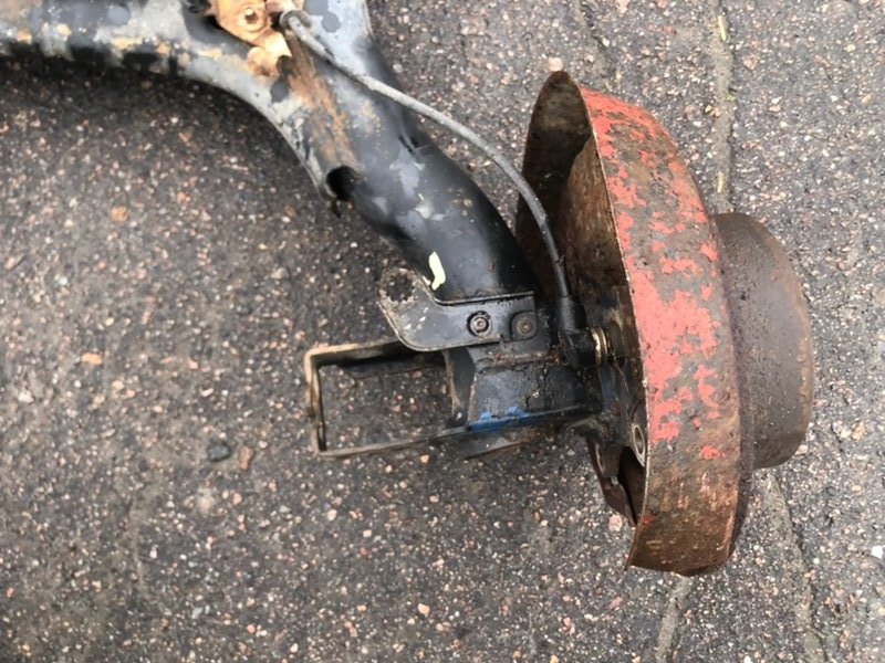 Балка задняя A4 B5 1996 седан AEB