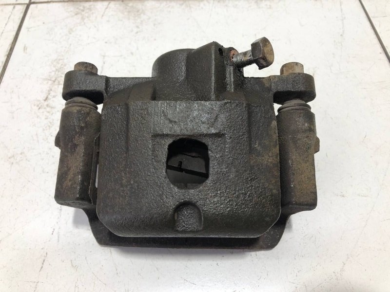 Суппорт тормозной задний правый GreatWall Hover H3 2010 4G63S4M 3502102K00 Б/У