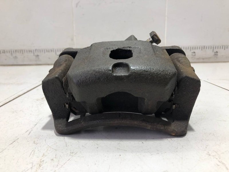 Суппорт тормозной задний правый Hover H3 2010 4G63S4M