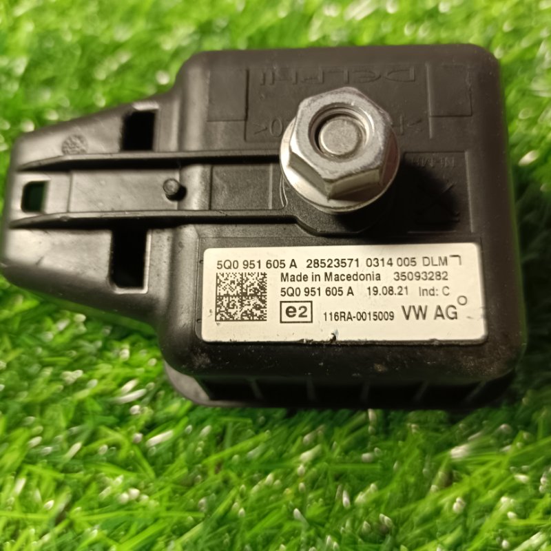 Сирена сигнализации Audi Q5 FY 2.0 дизель Сирена сигнализации Audi Q5 FY 2.0 дизель