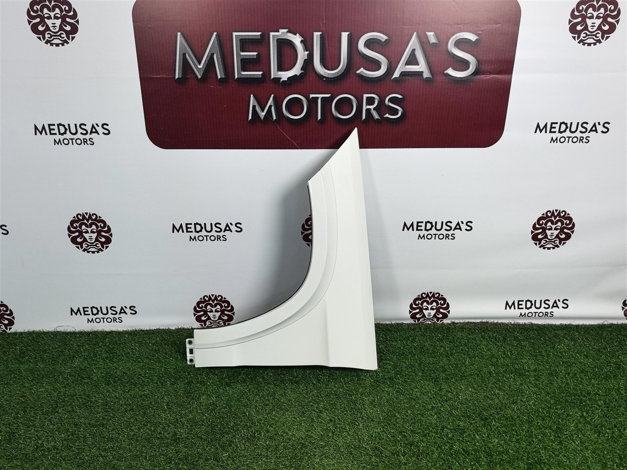 Крыло переднее левое Mercedes-Benz GLS-Class 2016 W166 A6420104009 A1668802700 контрактная