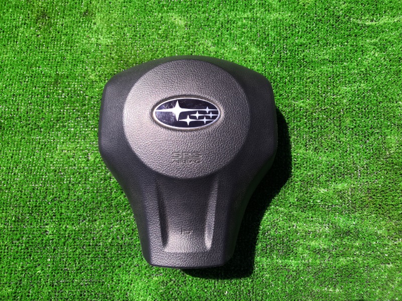 Airbag водительский Subaru Xv GP3 (б/у)