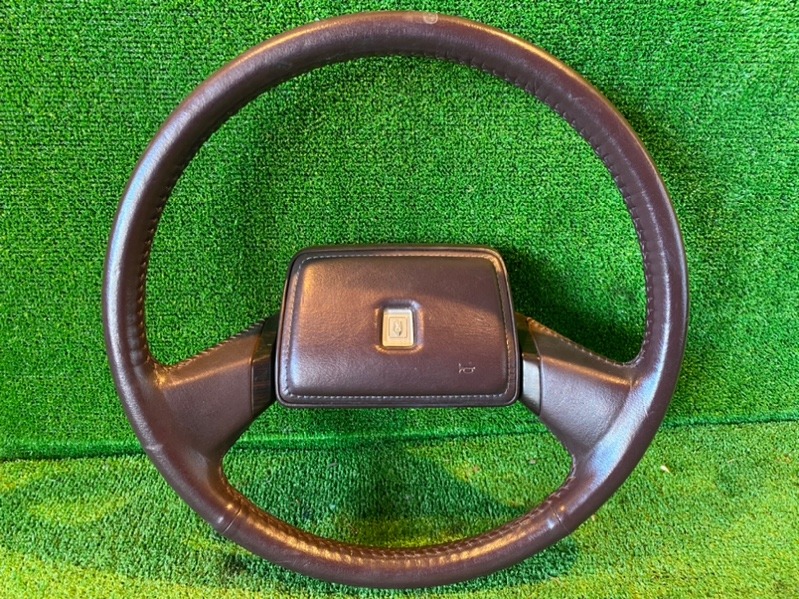 Руль Toyota Mark Ii GX71 (б/у) Руль Toyota Mark Ii GX71 (б/у)