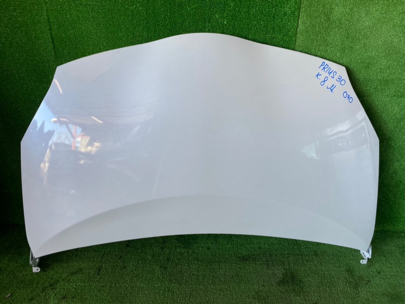 Капот Toyota Prius ZVW30 (б/у) Капот Toyota Prius ZVW30 (б/у)