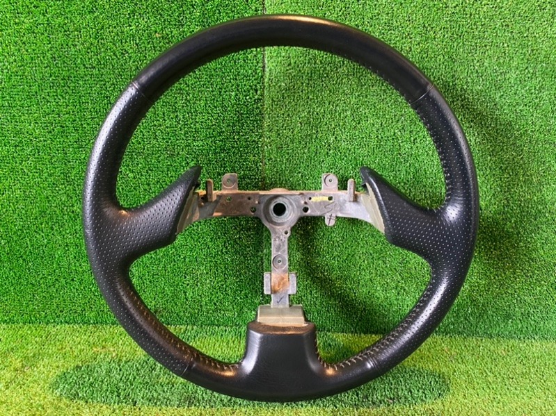 Руль Toyota Aristo JZS160 (б/у) Руль Toyota Aristo JZS160 (б/у)