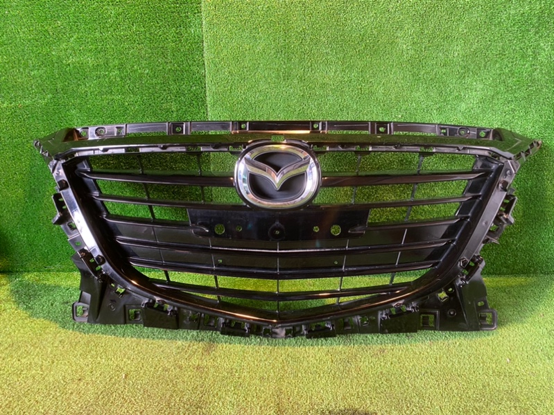 Решетка Mazda Axela BYEFP (б/у) Решетка Mazda Axela BYEFP (б/у)