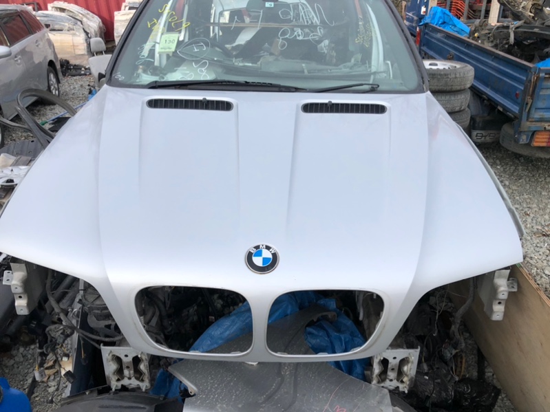 Капот Bmw X5 E53 2002 (б/у) Капот Bmw X5 E53 2002 (б/у)