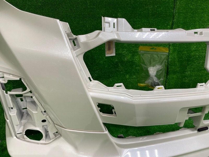 Бампер передний ROOMY M900A 1KRFE